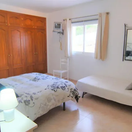 3-bed Bedar,pool, Views *