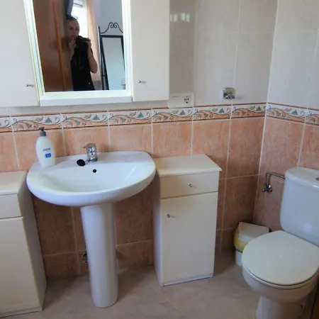 3-bed Bedar,pool, Views *